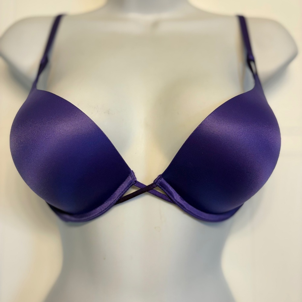 Victoria's Secret Bombshell Bra Women 32C Purple Satin Plunge Push Up Underwire